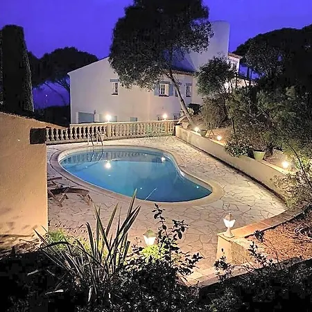 Petit Comfortable Ξενοδοχείο 3*